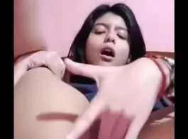 Mia khalifa boobs touching