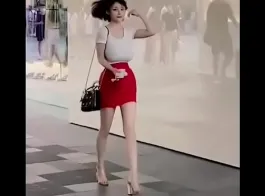 Chinese street fashion nude